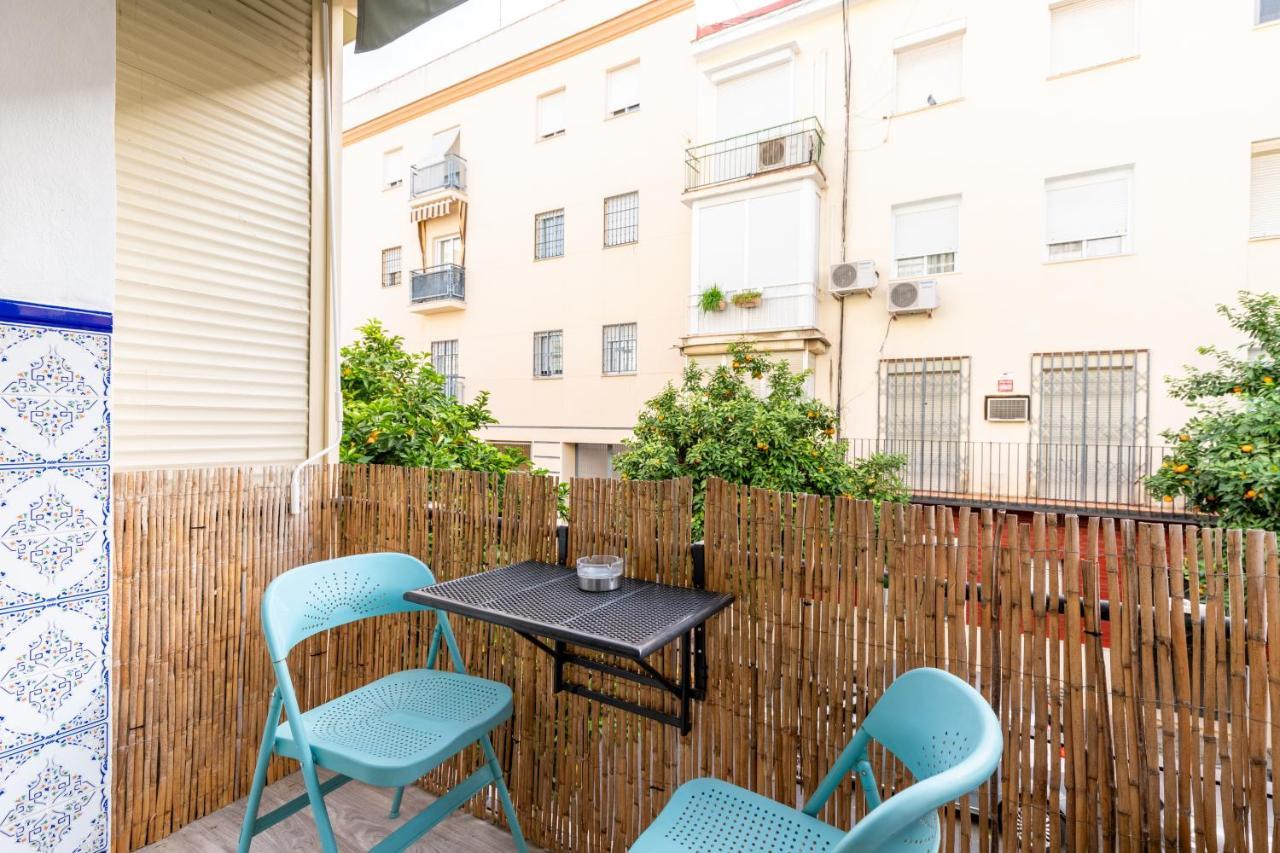 Апартаменты Holi-Rent Padre Isla Севилья Экстерьер фото